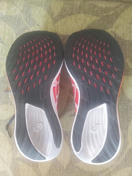 Маратонки  Asics magic speed