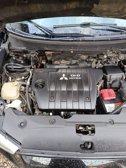 Mitsubishi asx 2011