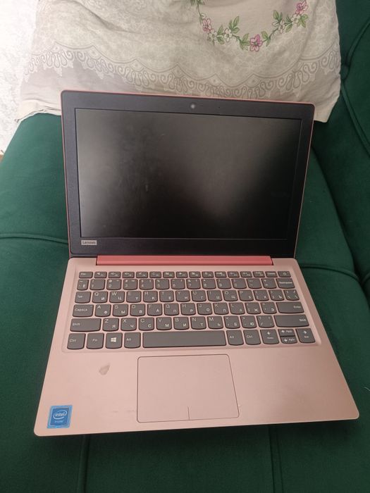 Ноутбук Lenovo продам