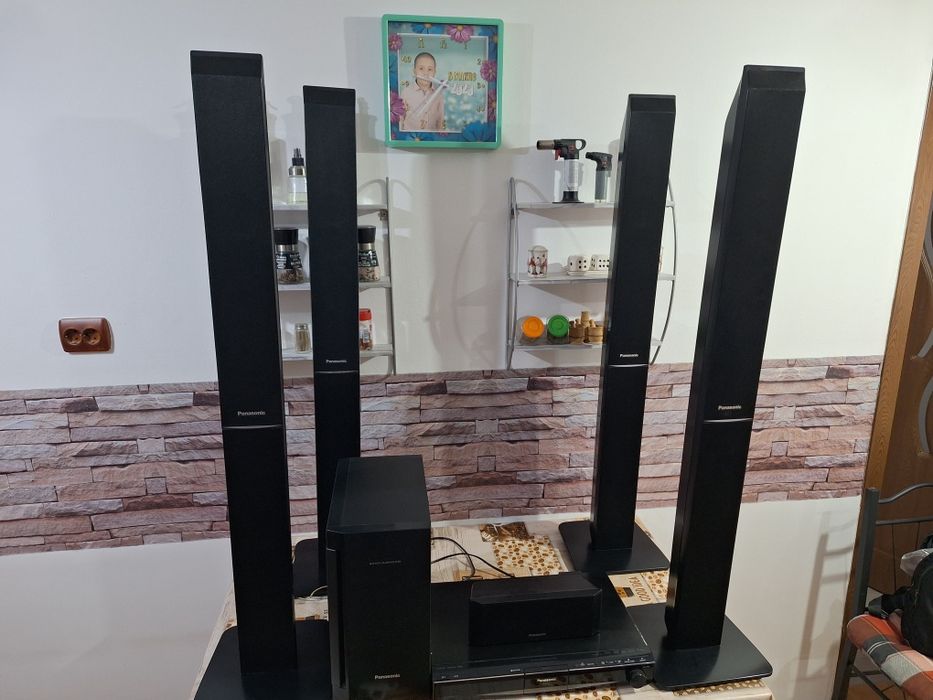 Vând Home Cinema Panasonic 5+1 surrond (sistem muzică cu subwoofer)
