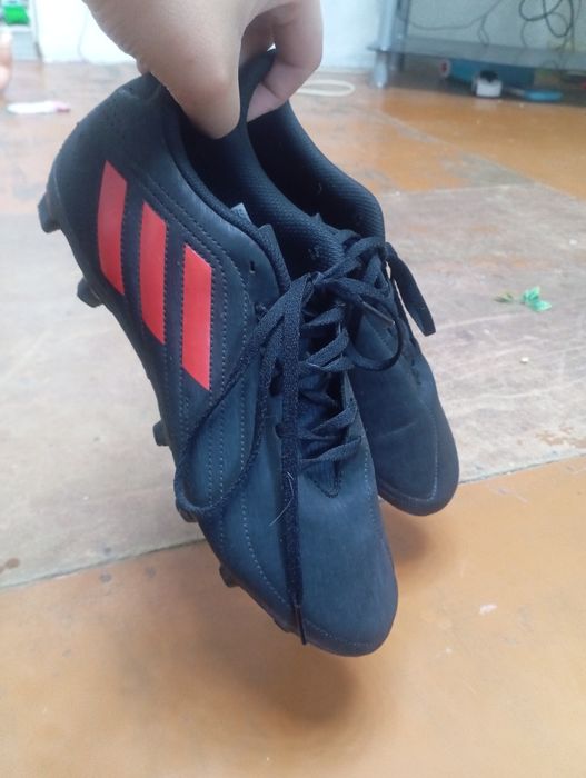 Продам бутццы одевал один раз