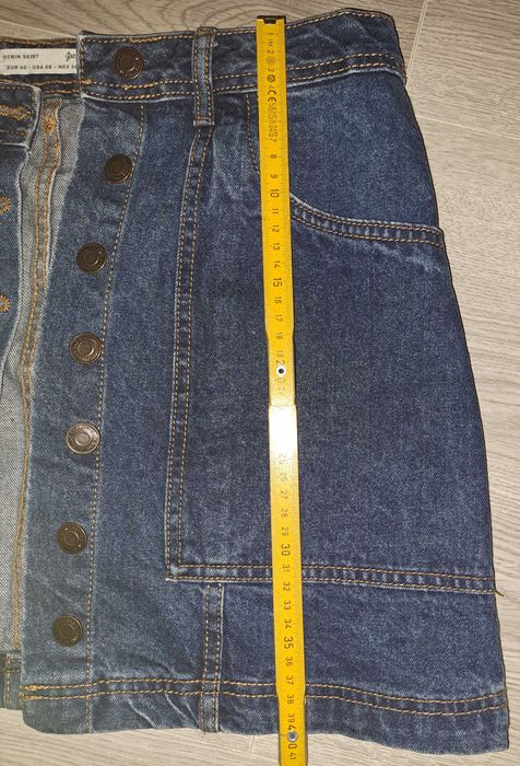 fusta blugi Stradivarius