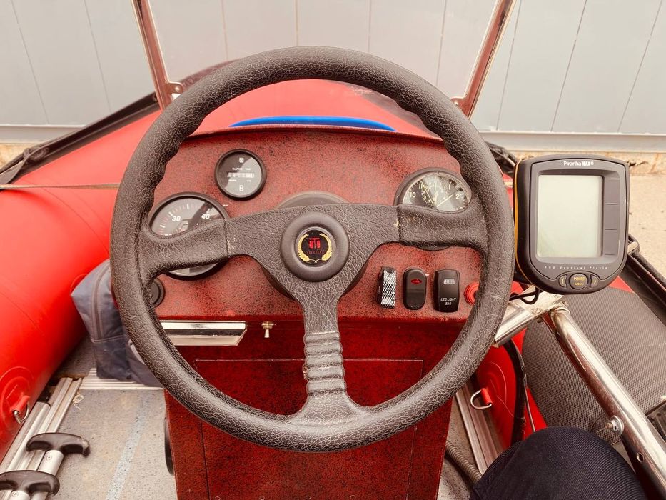 Лодка из ПВХ с мотором Yamaha 25