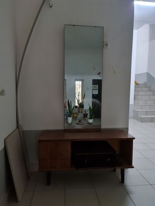 Трюмо просто трюмо