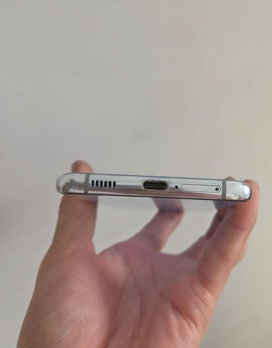 Продам или обмен samsung s21 plus