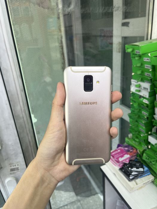 Samsung A6 4/64GB