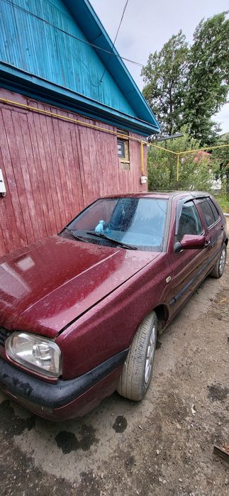 Продам  машину в хорошем состоянии.