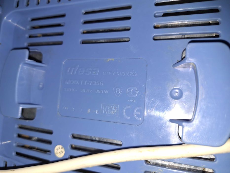 Ufessa matina prajitor paine dublu 850w