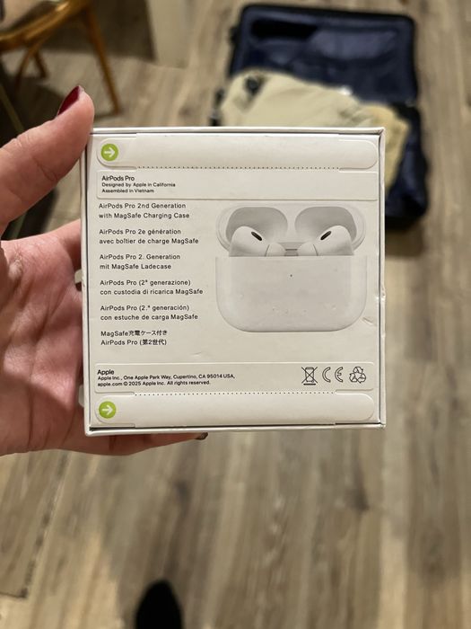 Айрподс 2про с гарантией