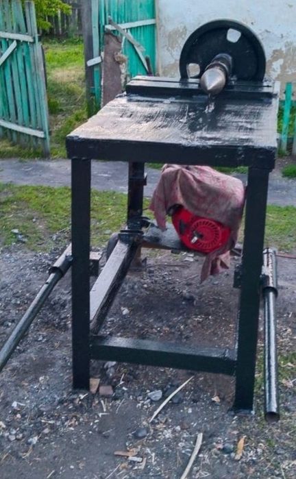 Продам дровокол.