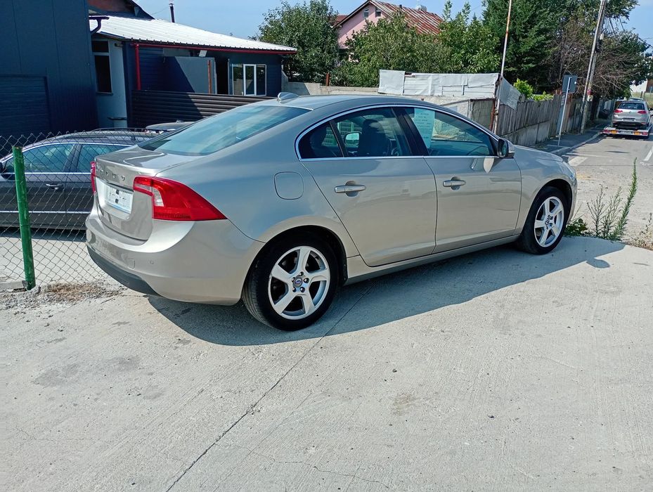 Volvo S60 Volvo s 60 motor 1.6 diesel