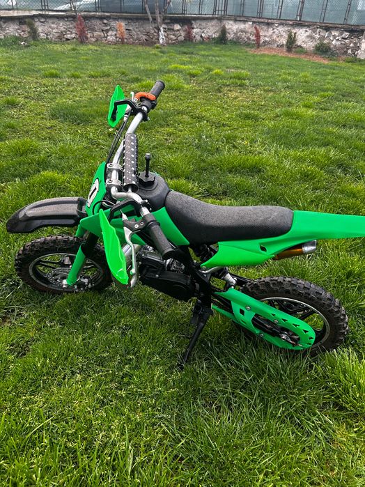 Детски кросов мотор 49сс- бензинов