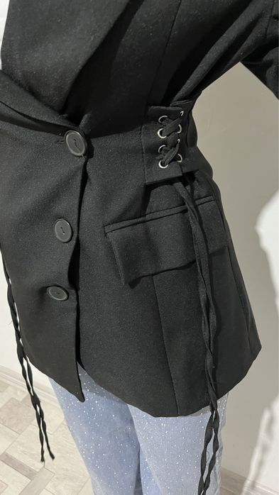 Костюм с завяскои