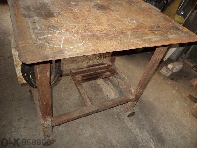 метална маса за циркуляр - (станок)