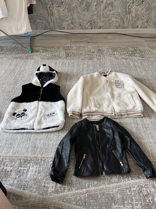 Куртки на девочку