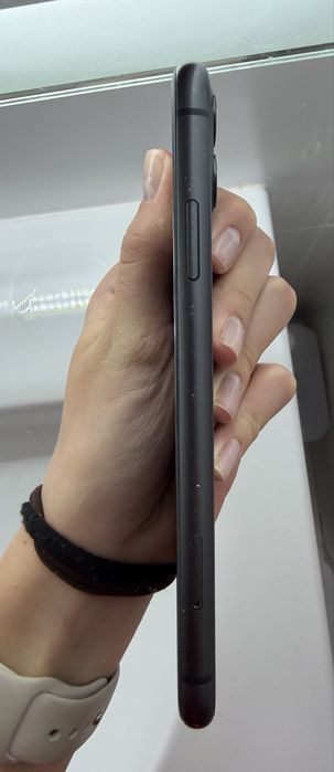 iPhone 11 на 128гб