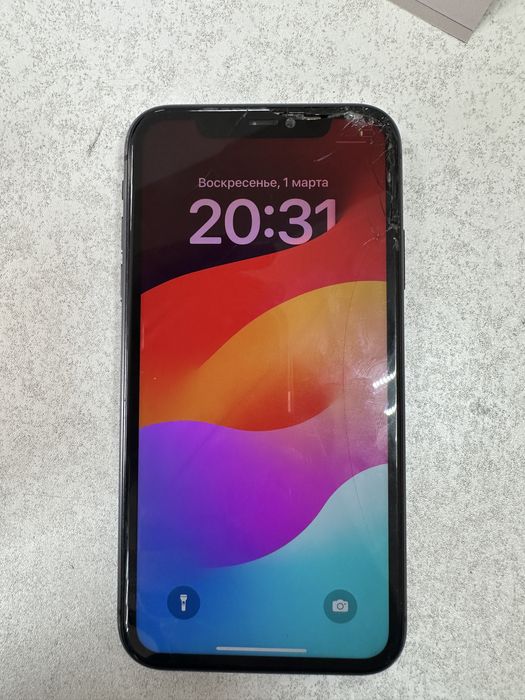 Айфон 11 с коробкой