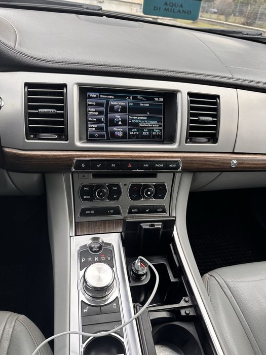 Jaguar XF 2.2 Diesel | Model  Deosebit - Full Options