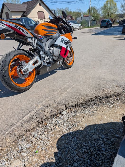 Honda cbr 1000rr