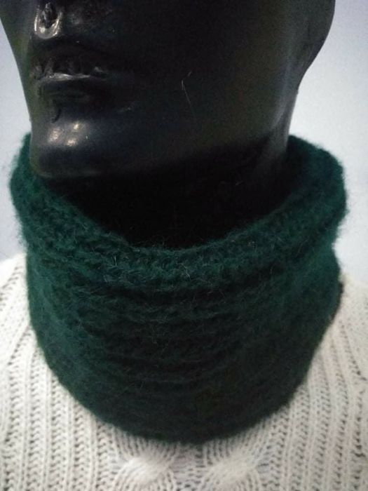 Ръчно плетен шал, тип " Яка"