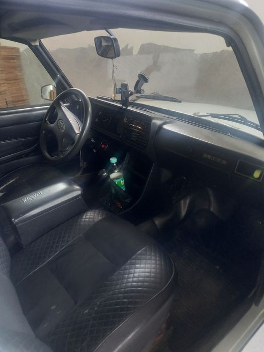 Vaz 2107 sotiladi