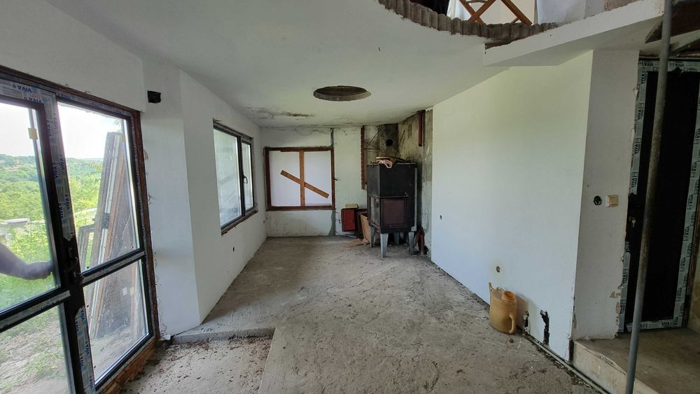 Продава се Къща в с. Пороище, Област Разград - 130 кв.м за 589 €/кв.м - Снимка #8