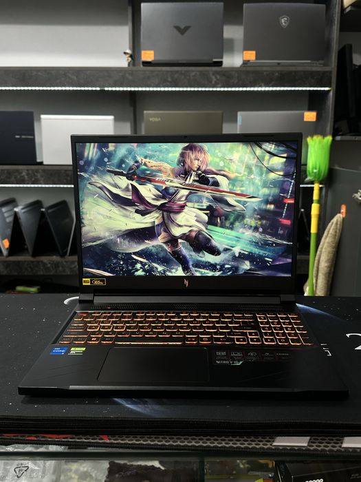 Мощный игравой Acer Nitro V16 i5-14450H 16/512 RTX4050(6GB)