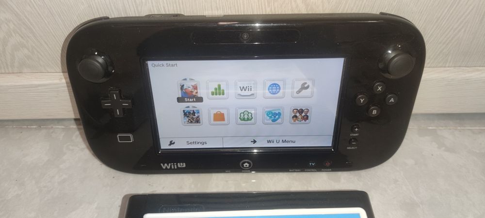 Nintendo WiiU+Mario Kart 8