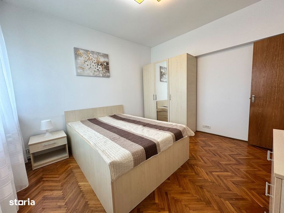 DEOSEBIT! 2 camere - 65 mp | Tavane inalte 2,80 m | Centrala | Boxa |