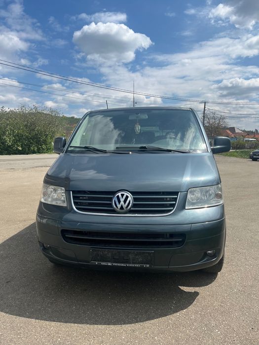 Volkswagen T5 Caravelle  Automatic