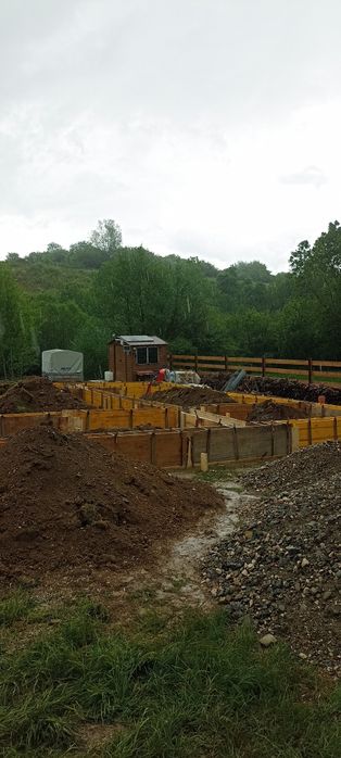 Amenajări interioare și exterioare