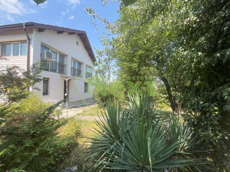 Продава се Къща в с. Добревци, Област Ловеч - 136 кв.м за 942 €/кв.м - Снимка #1