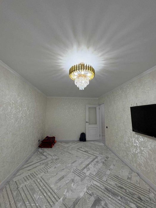 Продам 2 комнатную 8 мкр