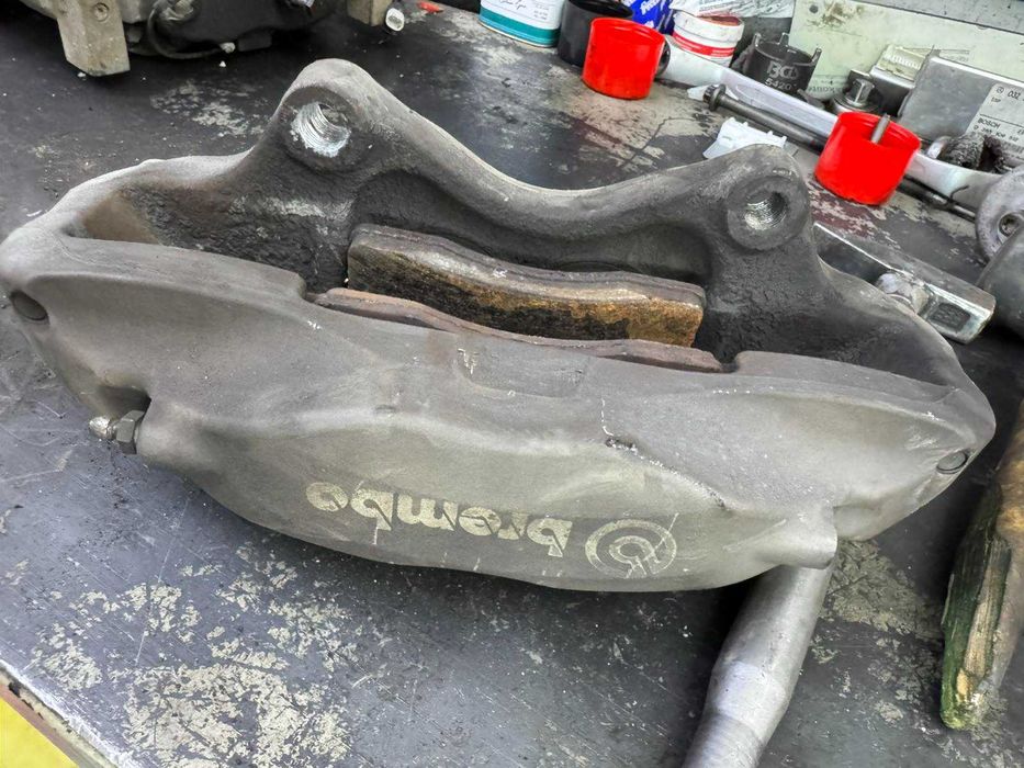 Спирачни апарати за Range Rover  sport (brembo)