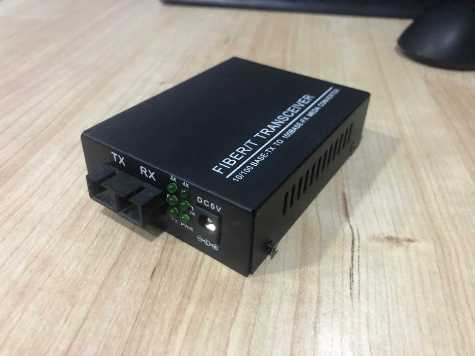 Media converter fiber/t transceiver