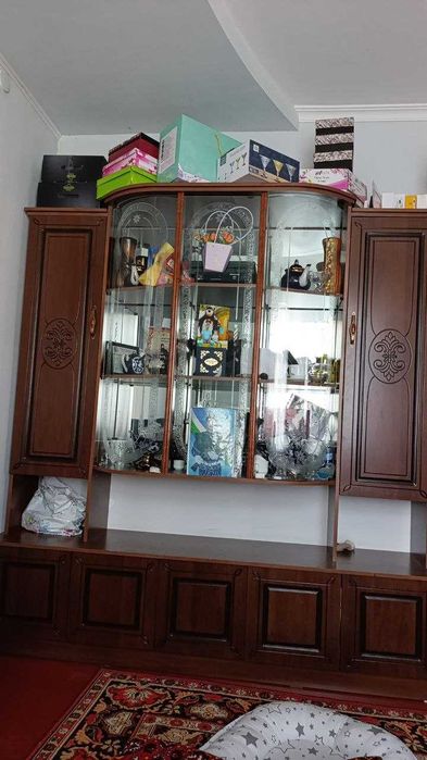 Продается шкаф стенка
