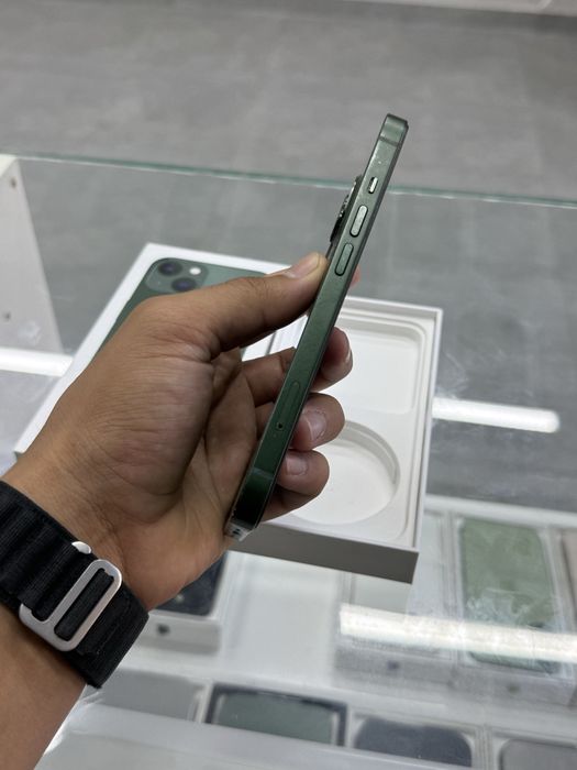 iphone 13 в хорошем состояний