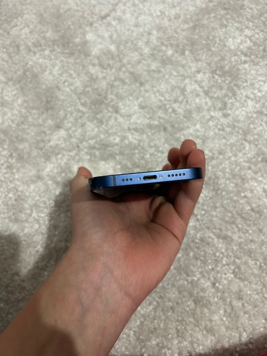 vand iphone 12 78% sanatate