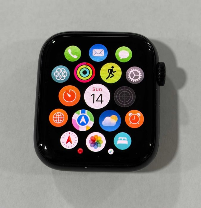 Смарт часовник Apple - Watch SE2 v2 Cellular