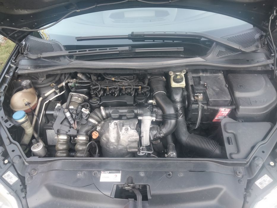 Vând Citroen C4 1.6 hdi