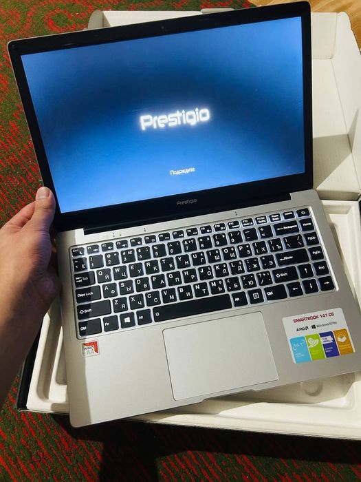 Ноутбук   Ноутбук  Prestigio Smartbook holati ideal, ishlashi yaxshi,