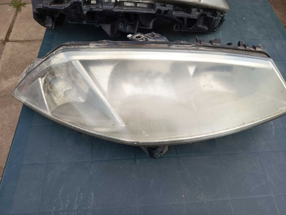 Faruri Renault Megane 2 second hand.