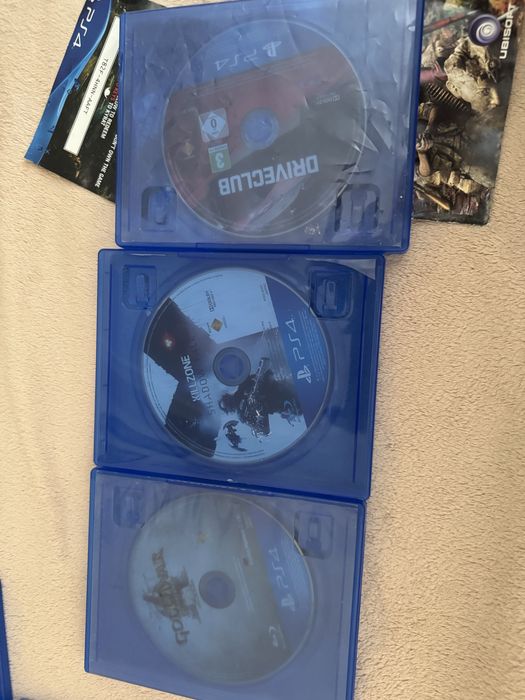 Ps4 2 джойстика dualshock и диски