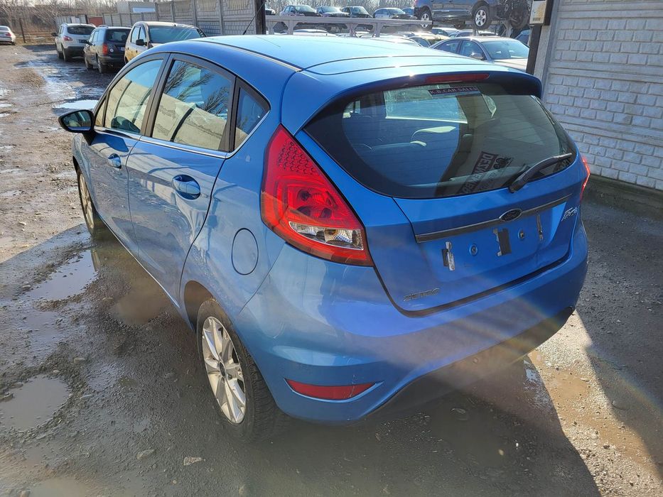 Bara fata/Aripa/Trager/Capota/Far/Radiator Ford Fiesta mk6 2010 1.3 benzina