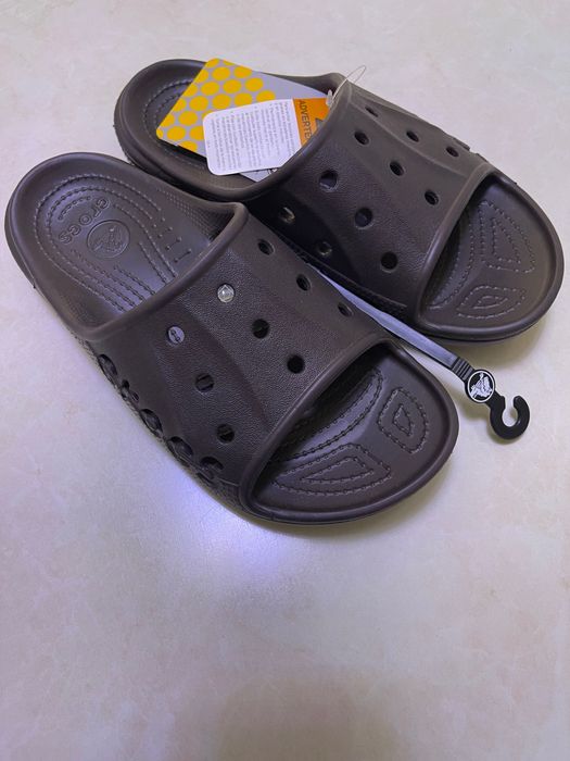Продам топочки Crocks 3 цвета