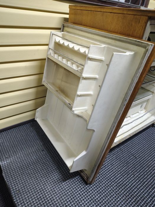 Холодильник ГДР 1978