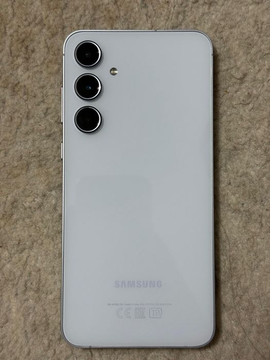 Samsung A55.   5G.   128/8