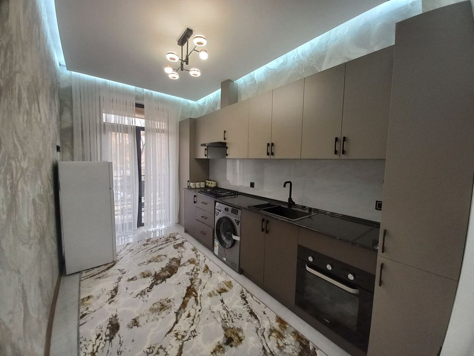 Новастройка 2 хона 2 этаж Азиз бозор олдида жойлашган.Агентство