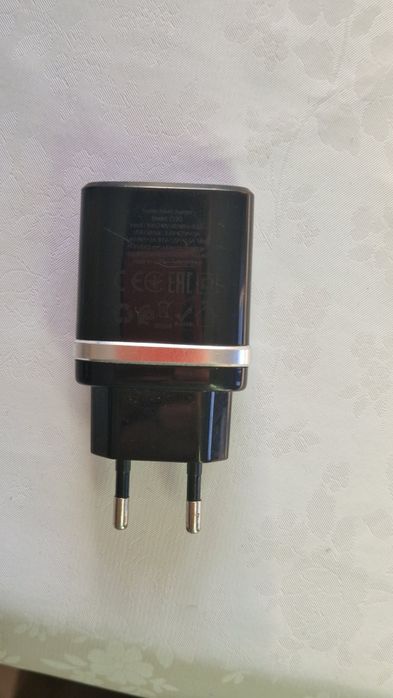 Сетевой адаптер Hoco C12Q Smart 18W / Quick Charge 3.0