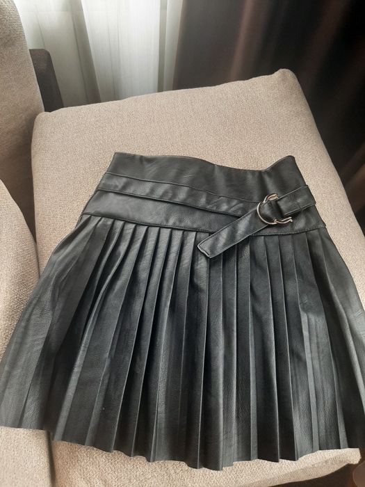 Детска кожена пола